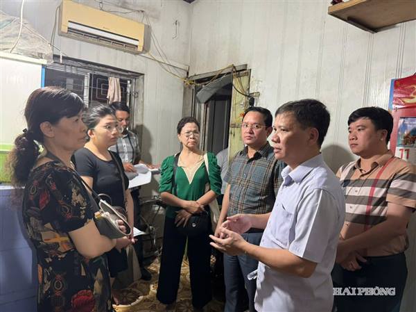 ĐẢNG VIÊN GƯƠNG MẪU, THÁO GỠ ĐIỂM NGHẼN GIẢI PHÓNG MẶT BẰNG
