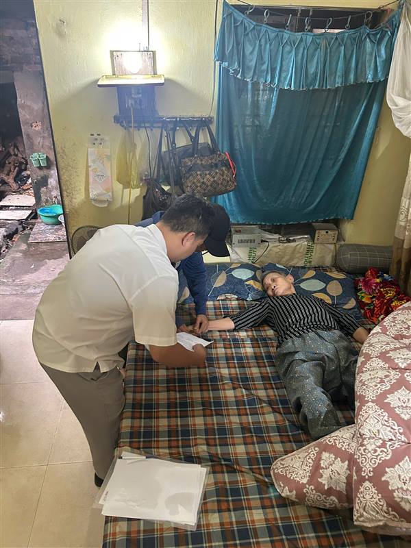 TRUNG TÂM PHỤC VỤ HÀNH CHÍNH CÔNG HỖ TRỢ CÔNG DÂN THỰC HIỆN THỦ TỤC HÀNH CHÍNH TẠI NHÀ