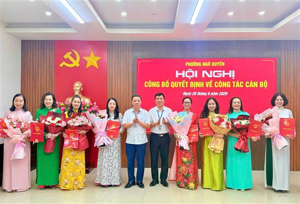 Phường Ngô Quyền kiện toàn tổ chức bộ máy và điều động, bổ nhiệm cán bộ quản lý, lãnh đạo trường học