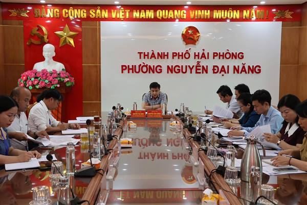 ĐẢNG ỦY PHƯỜNG NGUYỄN ĐẠI NĂNG TỔ CHỨC BUỔI LÀM VIỆC GIỮA THƯỜNG TRỰC ĐẢNG ỦY VỚI CÁC PHÒNG CHUYÊN MÔN VÀ CÁC TRUNG TÂM TRỰC THUỘC UBND PHƯỜNG
