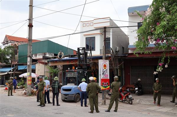 PHƯỜNG NGUYỄN ĐẠI NĂNG TIẾP TỤC RA QUÂN CAO ĐIỂM BẢO ĐẢM TRẬT TỰ ĐÔ THỊ VÀ HÀNH LANG AN TOÀN GIAO THÔNG
