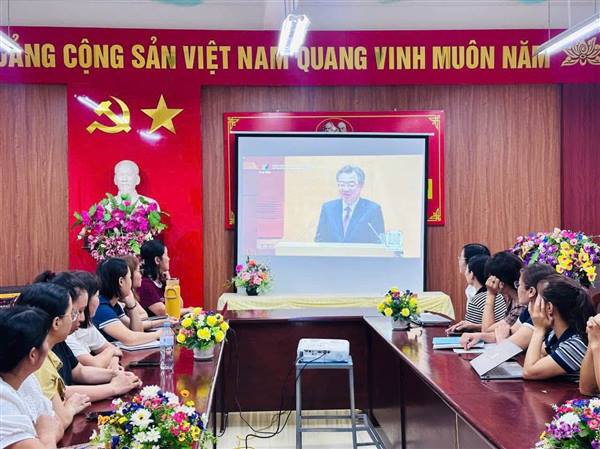 PHƯỜNG NGUYỄN ĐẠI NĂNG THAM DỰ HỘI NGHỊ TOÀN QUỐC NGHIÊN CỨU, HỌC TẬP, QUÁN TRIỆT VÀ TRIỂN KHAI THỰC HIỆN NGHỊ QUYẾT HỘI NGHỊ TRUNG ƯƠNG 3