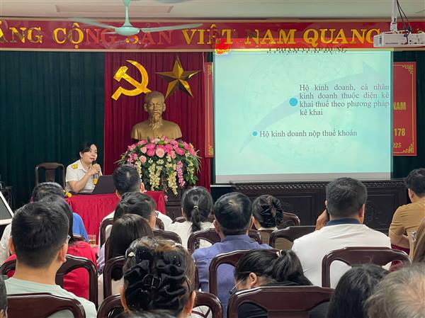Chi cục Thuế cơ sở 12 TP Hải Phòng triển khai hóa đơn điện tử khởi tạo từ máy tính tiền.