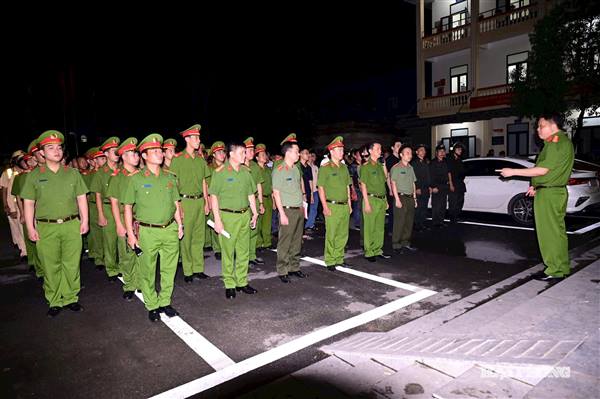 Công an Hải Phòng tổng kiểm tra gần 500 cơ sở kinh doanh có điều kiện, dịch vụ nhạy cảm
