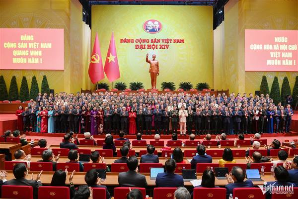 Tiến lên! Toàn thắng ắt về ta!