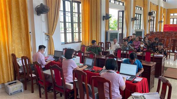Ngân hàng Chính sách Xã hội Tứ Kỳ ra quân giao dịch đầu xuân Bình Ngọ, kịp thời phục vụ hộ nghèo và các đối tượng chính sách.