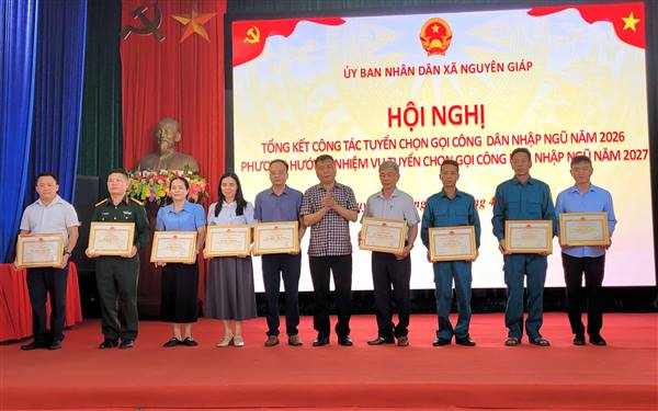Nguyên Giáp: tổng kết công tác tuyển chọn, gọi công dân nhập ngũ năm 2026.