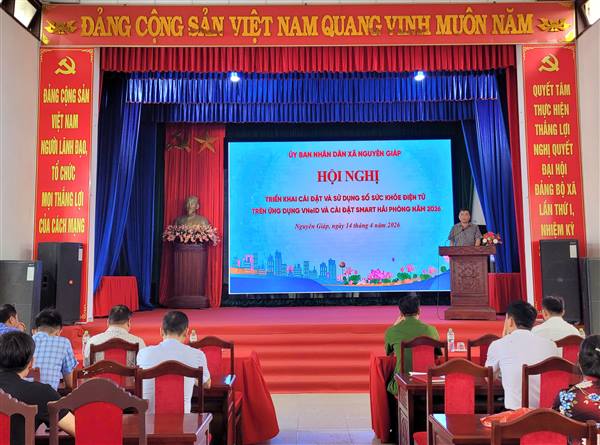 Tập trung cài đặt và sử dụng sổ sức khoẻ điện tử trên ứng dụng VneID, cài đặt Smart Hải Phòng.