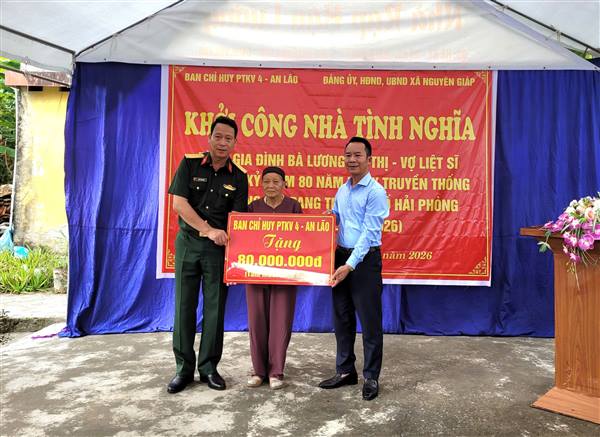 Khởi công xây dựng nhà tình nghĩa tặng gia đình chính sách ở thôn Hà Hải.