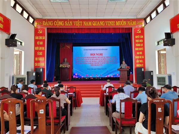 UBND xã triển khai kế hoạch phòng thủ dân sự, phòng chống thiên tai.