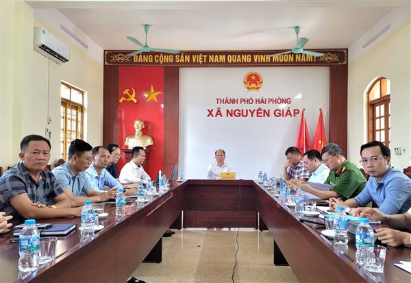 Thúc đẩy phát triển khoa học, công nghệ, đổi mới sáng tạo và chuyển đổi số.