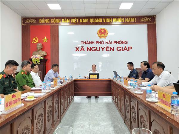 Ban Thường vụ Đảng ủy xã Nguyên Giáp cho ý kiến nhiều nội dung quan trọng.