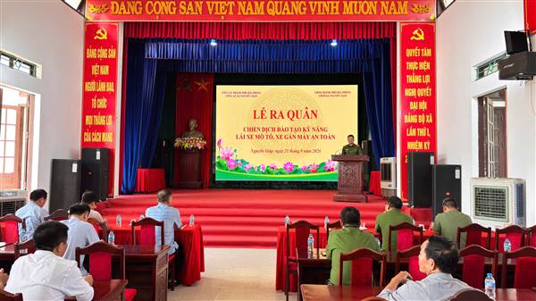 Nguyên Giáp phát động Chiến dịch đào tạo kỹ năng lái xe mô tô, xe gắn máy an toàn