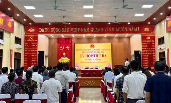 Kỳ họp thứ Ba Hội đồng nhân dân xã Nguyễn Lương Bằng khóa I, nhiệm kỳ 2021 - 2026