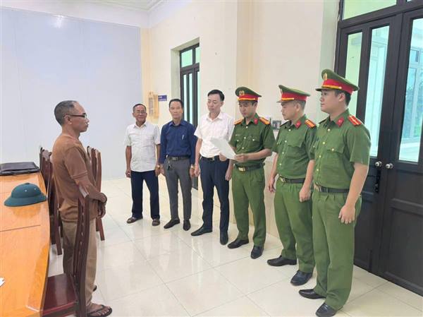 CÔNG AN XÃ NGUYỄN LƯƠNG BẰNG BẮT GIỮ ĐỐI TƯỢNG MUA BÁN MA TÚY GÓP PHẦN BẢO VỆ AN NINH TRẬT TỰ TRÊN ĐỊA BÀN!