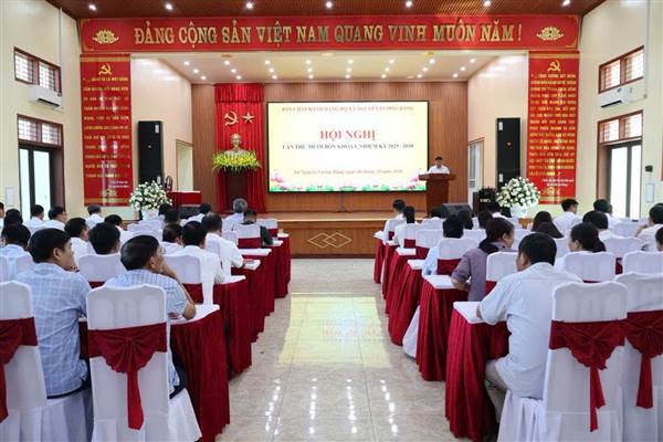 ĐẢNG UỶ XÃ NGUYỄN LƯƠNG BẰNG TỔ CHỨC HỘI NGHỊ BAN CHẤP HÀNH LẦN THỨ MƯỜI BỐN, KHÓA I, NHIỆM KỲ 2025 - 2030