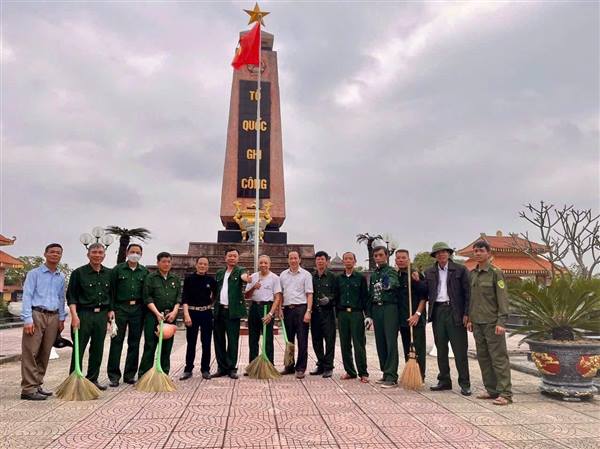 HỘI CCB XÃ NGUYỄN LƯƠNG BẰNG TỔ CHỨC CÁC HOẠT ĐỘNG CHĂM SÓC, CHỈNH TRANG NGHĨA TRANG LIỆT SỸ NHÂN DỊP TẾT NGUYÊN ĐÁN BÍNH NGỌ 2026