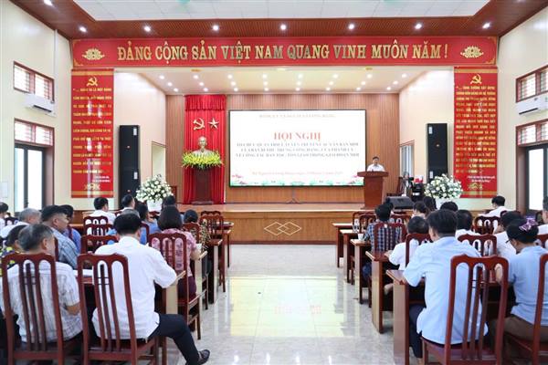 XÃ NGUYỄN LƯƠNG BẰNG TỔ CHỨC HỘI NGHỊ QUÁN TRIỆT, TUYÊN TRUYỀN CÁC VĂN BẢN MỚI CỦA BAN BÍ THƯ, THÀNH ỦY VỀ CÔNG TÁC DÂN TỘC, TÔN GIÁO TRONG GIAI ĐOẠN MỚI