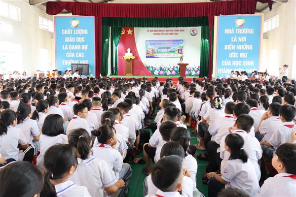 TRƯỜNG TIỂU HỌC ĐOÀN TÙNG PHỐI HỢP ĐIỆN LỰC THANH MIỆN TUYÊN TRUYỀN AN TOÀN ĐIỆN, LAN TỎA Ý THỨC TIẾT KIỆM ĐIỆN TRONG HỌC SINH