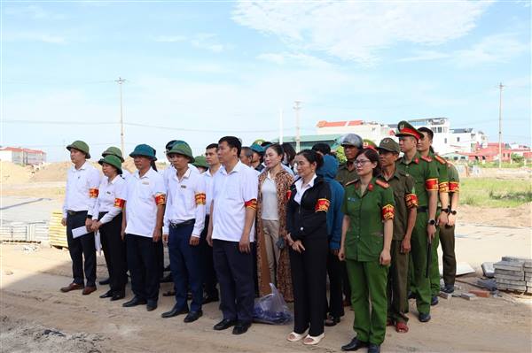 XÃ NGUYỄN LƯƠNG BẰNG TỔ CHỨC CƯỠNG CHẾ THU HỒI ĐẤT THỰC HIỆN DỰ ÁN ĐẦU TƯ XÂY DỰNG HẠ TẦNG KỸ THUẬT ĐIỂM DÂN CƯ MỚI THÔN PHẠM LÂM