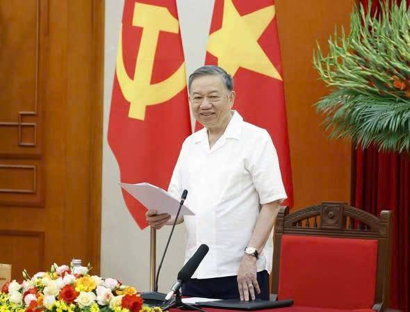 LÀM CHO CÔNG TÁC TƯ TƯỞNG THẬT SỰ TRỞ THÀNH NĂNG LỰC LÃNH ĐẠO THIẾT YẾU CỦA ĐẢNG TRONG KỶ NGUYÊN SỐ