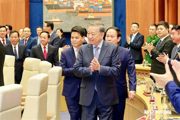TỪ HẢI PHÒNG ĐẾN KHÁT VỌNG TĂNG TRƯỞNG 2 CON SỐ CỦA VIỆT NAM. BÀI 1: ĐỘNG LỰC NÀO LÀM NÊN "HIỆN TƯỢNG" HẢI PHÒNG?