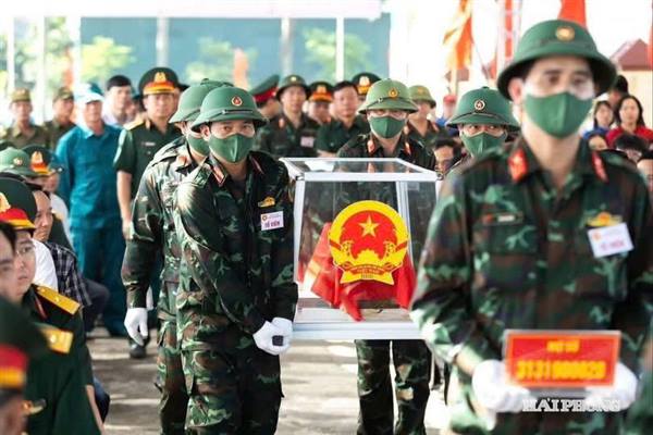 CHIẾN DỊCH TỪ TRÁI TIM