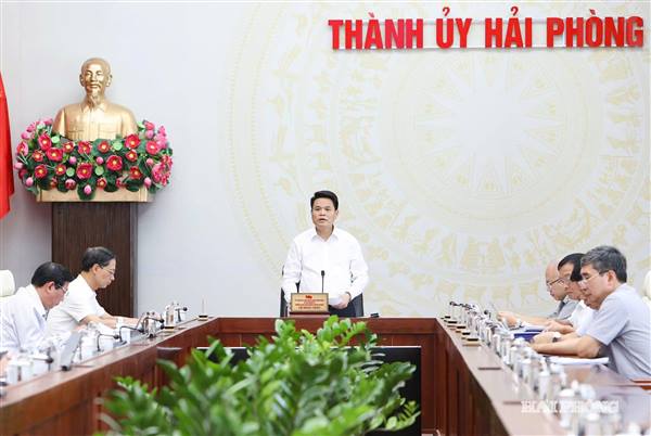THƯỜNG TRỰC THÀNH ỦY HẢI PHÒNG CHO Ý KIẾN VỀ MỘT SỐ ĐỀ ÁN PHÁT TRIỂN THÀNH PHỐ