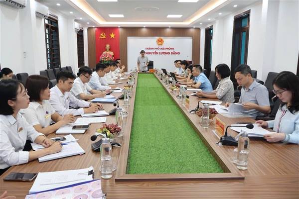 Xã Nguyễn Lương Bằng tiếp và làm việc với Đoàn kiểm tra công tác cải cách hành chính thành phố Hải Phòng