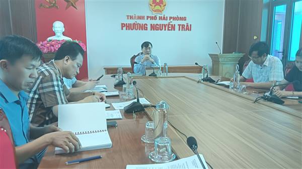 Sáng ngày 13/10, đồng chí Phùng Văn Khiêm, Phó Bí thư Đảng ủy, Chủ tịch UBND phường chủ trì buổi làm việc với các Hợp tác xã trên địa bàn phường về những thuận lợi, khó khăn khi vận hành Hợp tác xã theo mô hình mới../.