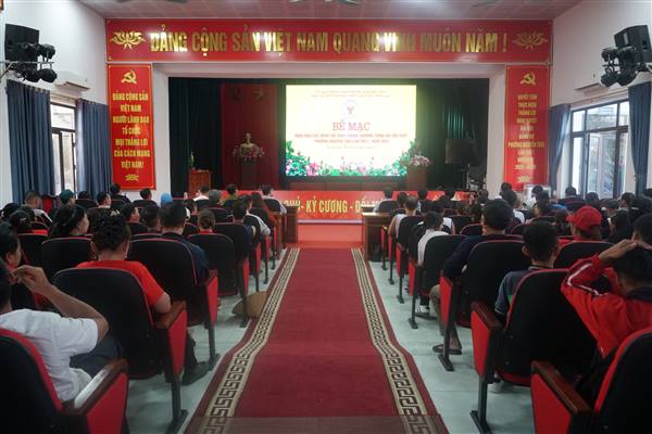 Chiều ngày 21/11, tại UBND phường Nguyễn Trãi tổ chức bế mạc và trao giải Đại hội Thể dục Thể thao phường Nguyễn Trãi lần thứ I năm 2025.