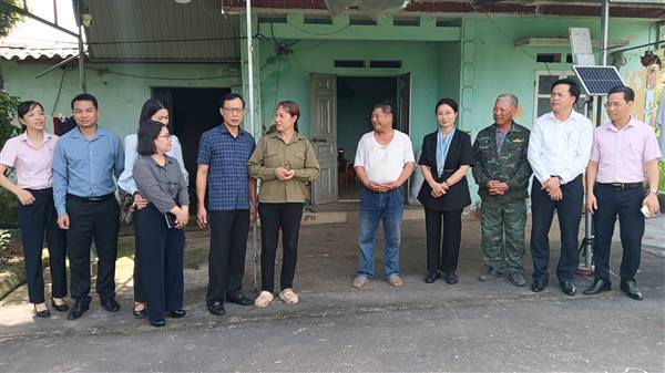 TIẾP TỤC CÓ NHIỀU CHÍNH SÁCH QUAN TÂM ĐỜI SỐNG VẬT CHẤT, TINH THẦN ĐỒNG BÀO DÂN TỘC THIỂU SỐ.