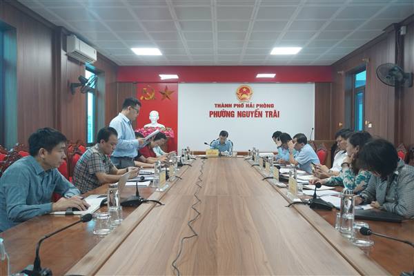 Ban Thường vụ Đảng ủy phường đã tổ chức hội nghị họp thường kỳ tháng 4 năm 2026