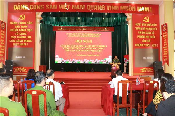 Ra mắt mô hình “Cổng trường an toàn giao thông” trên địa bàn phường