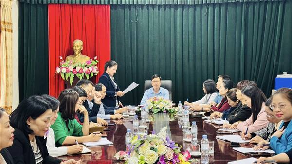 Phường Nhị Chiểu tổ chức hội nghị giao ban đánh giá kết quả về công tác giáo dục học kì I, triển khai phương hướng, nhiệm vụ học kì II năm học 2025 -2026