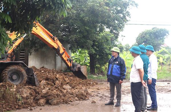 Phường Nhị Chiểu kiểm tra công tác phòng, chống bão số 3