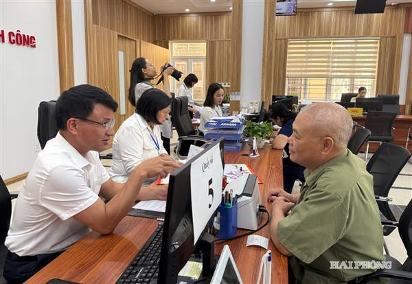 Hải Phòng cắt giảm thời gian giải quyết gần 95% thủ tục hành chính
