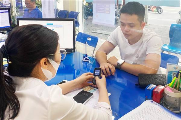 Người dùng có thể xác thực thông tin thuê bao chính chủ trước ngày 15/4