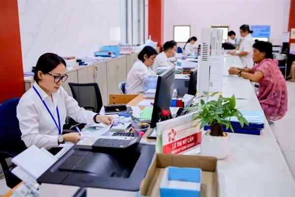 Đến hết năm 2026, 100% cán bộ sử dụng tốt các nền tảng, dịch vụ số phục vụ công việc
