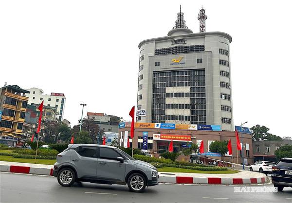 Xem xét mức thu phí trước bạ với ô tô tại Hải Phòng sau hợp nhất