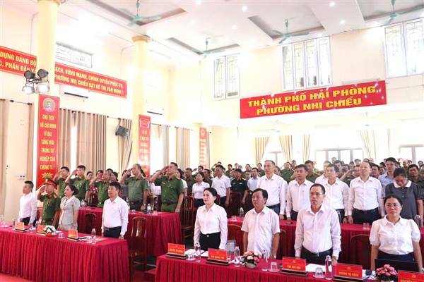 Phường Nhị Chiểu khen thưởng 2 tập thể và 15 cá nhân tại Ngày hội toàn dân bảo vệ an ninh Tổ quốc