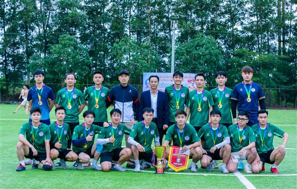 TRƯỜNG THPT NINH GIANG TỔ CHỨC NHIỀU HOẠT ĐỘNG CHÀO MỪNG KỶ NIỆM 60 NĂM NGÀY THÀNH LẬP TRƯỜNG