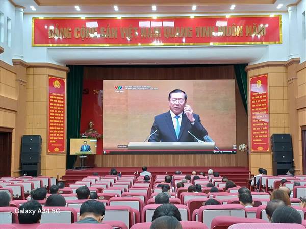 HỘI NGHỊ TRỰC TUYẾN NGHIÊN CỨU, HỌC TẬP, QUÁN TRIỆT, TRIỂN KHAI THỰC HIỆN CÁC NGHỊ QUYẾT CỦA BỘ CHÍNH TRỊ 