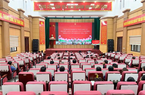 XÃ NINH GIANG THAM DỰ HỘI NGHỊ TRỰC TUYẾN TẬP HUẤN NGHIỆP VỤ NGÀY BẦU CỬ ĐẠI BIỂU QUỐC HỘI KHÓA XVI VÀ ĐẠI BIỂU HĐND CÁC CẤP NHIỆM KỲ 2026-2031