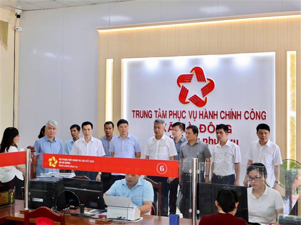 Đẩy mạnh triển khai dịch vụ công liên thông, nâng cao tỷ lệ người dân sử dụng dịch vụ công trực tuyến