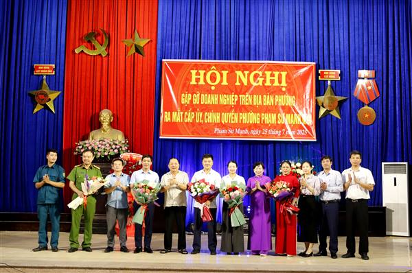Tăng cường kết nối chính quyền - doanh nghiệp vì sự phát triển bền vững của phường Phạm Sư Mạnh
