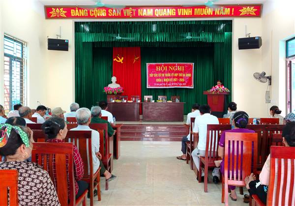 Đại biểu HĐND phường Phạm Sư Mạnh khóa I tiếp xúc cử tri chuẩn bị Kỳ họp thường lệ giữa năm 2025