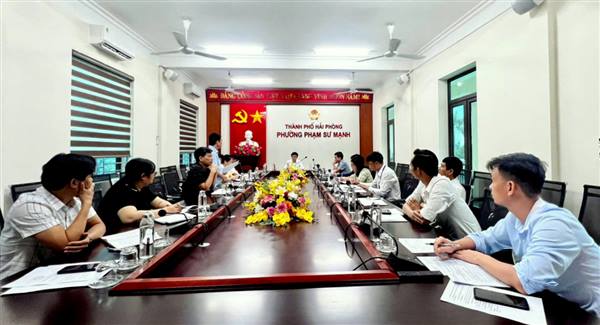 Đoàn Uỷ ban Kiểm tra Thành ủy Hải Phòng đánh giá công tác dịch vụ công trực tuyến tại UBND phường Phạm Sư Mạnh