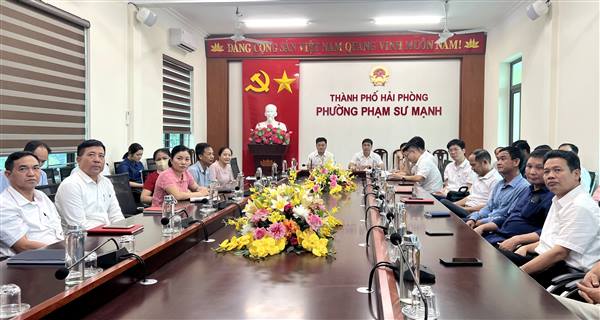 Phường Phạm Sư Mạnh tham dự Hội nghị trực tuyến triển khai công tác tuyển chọn và gọi công dân nhập ngũ, công dân thực hiện nghĩa vụ tham gia Công an nhân dân năm 2026