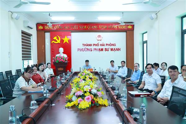 Phường Phạm Sư Mạnh tham dự Hội nghị trực tuyến tập huấn, quán triệt thực hiện nhiệm vụ xây dựng cơ sở dữ liệu vị trí việc làm